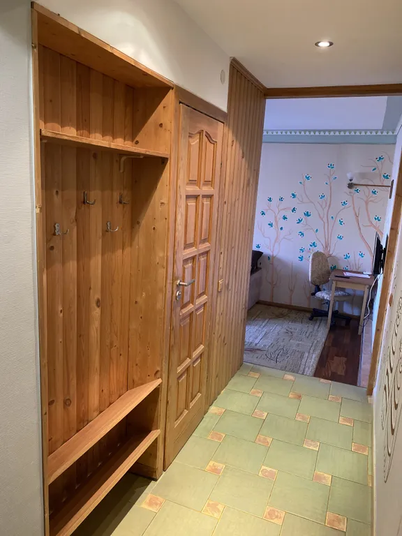 Светлая квартира на 1 этаже близко к морю