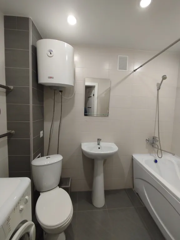 Уютная квартира рядом с ТЦ Изумрудный город