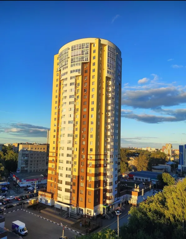 Новая трёхкомнатная квартира в тихом центре