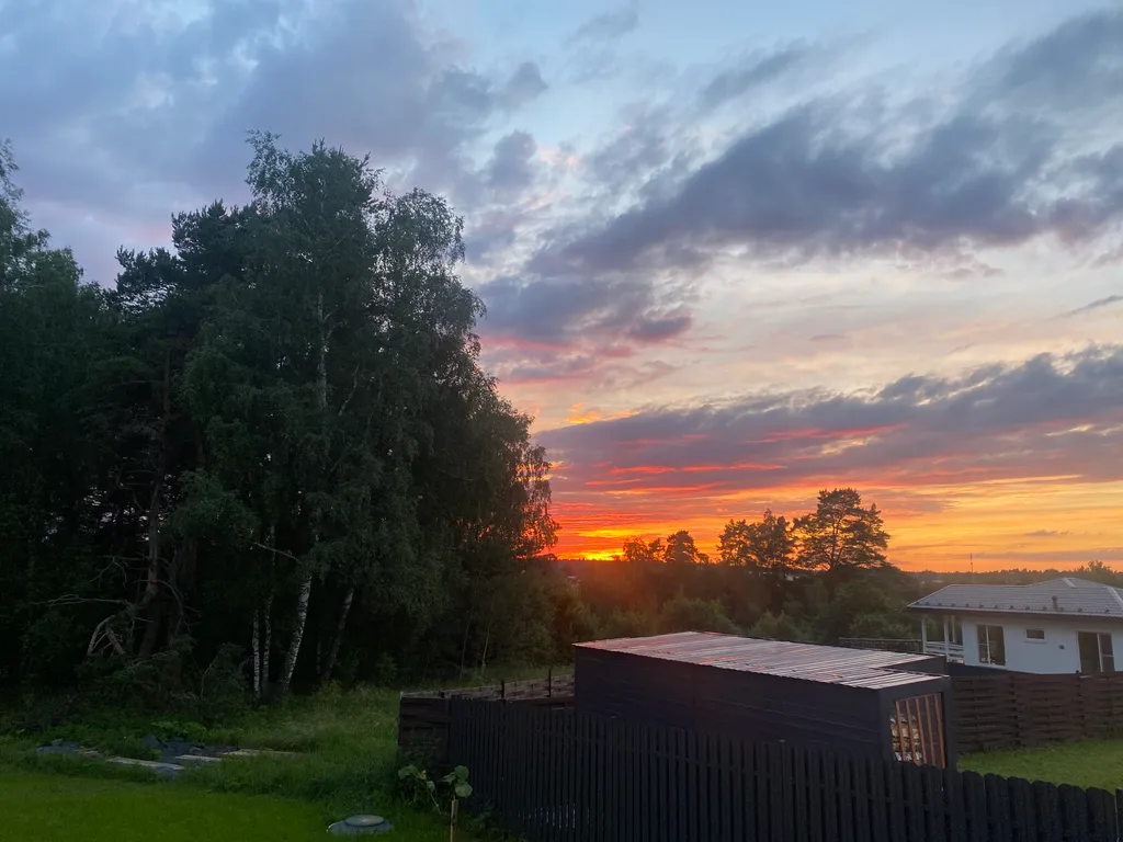 Дом с баней и Сибирским чаном у леса и озера