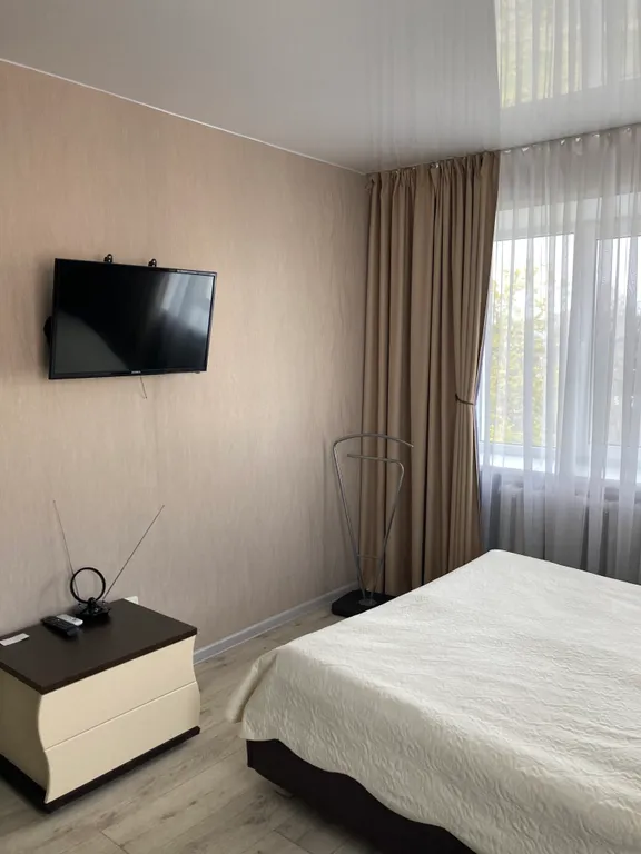 Апартаменты на площади Ленина