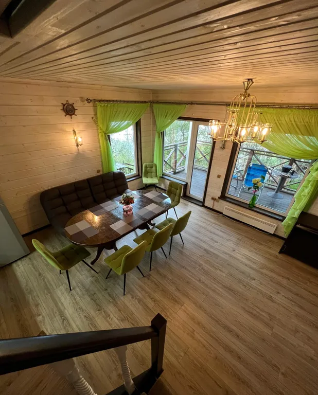 Дом у озера