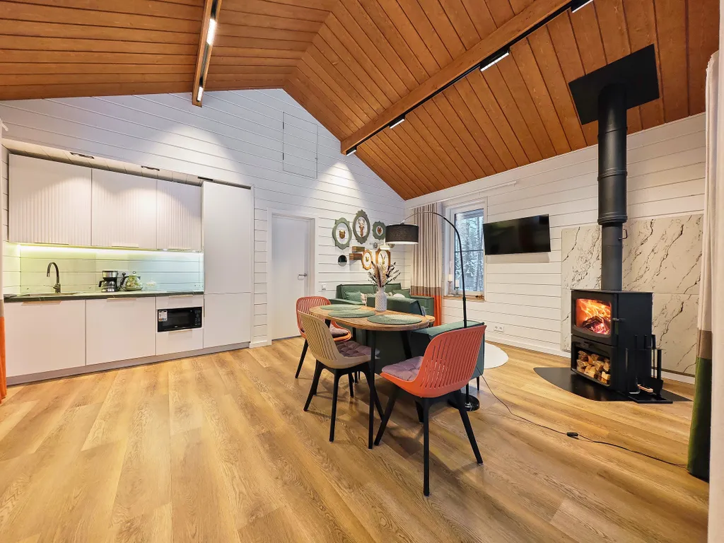 Новый дом на лесном участке