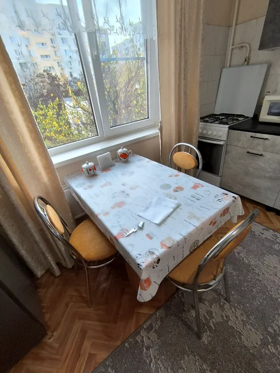 Уютная квартира находится в 5 минутах ходьбы от моря.