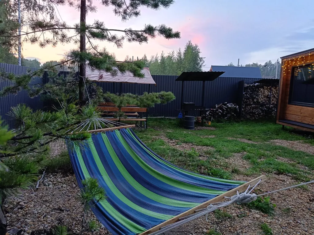 Уютный домик с видом на лес, на озере Увильды