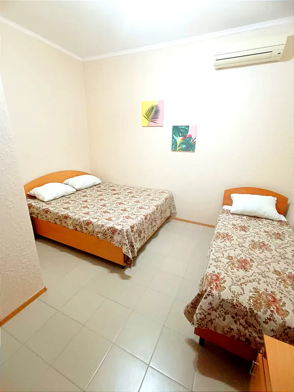 Квартира Комната — аренда посуточно в Витязево