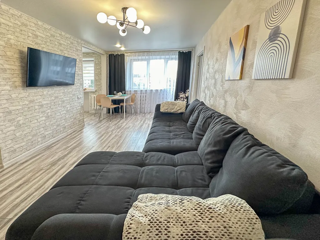 Квартира 2-комнатная с видом на площадь Ленина — аренда посуточно в Бобруйск