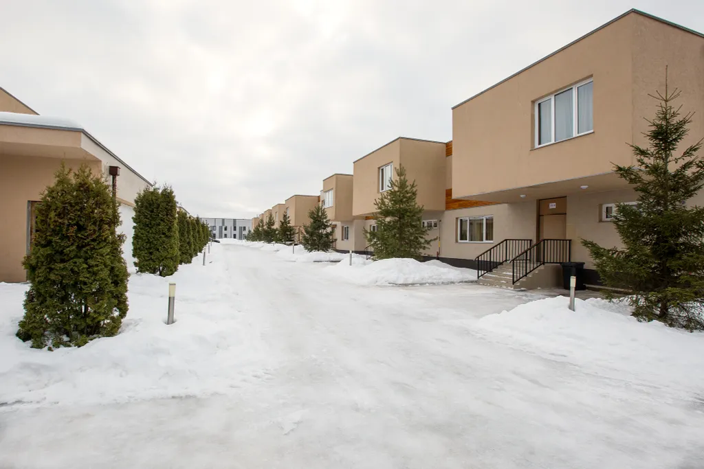 Таунхаус в свежем ветре