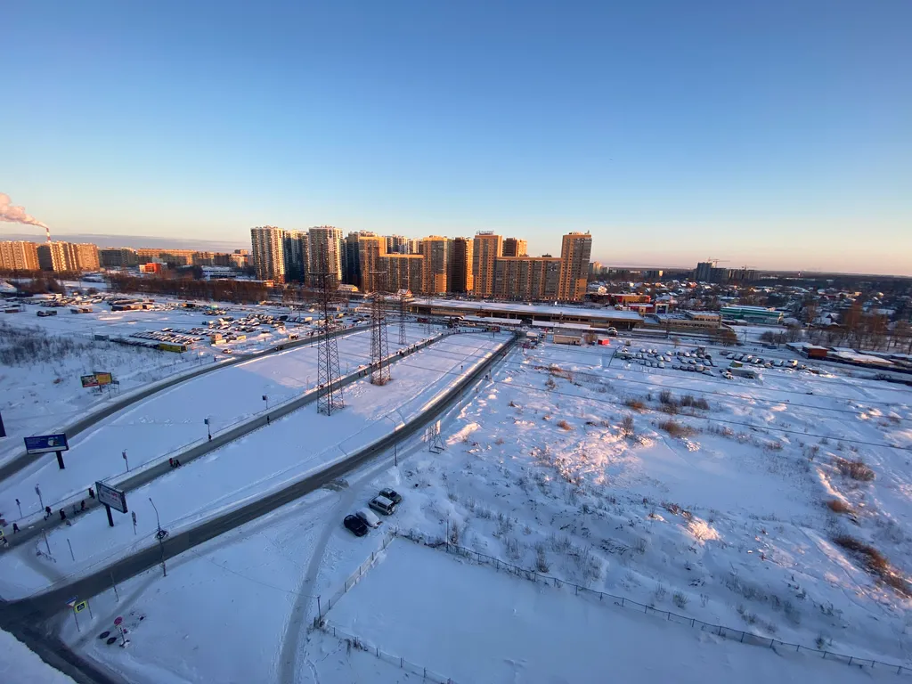 Квартира прямо у метро