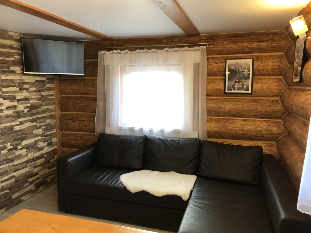 Люкс  двухэтажный с двумя спальнями и  терассой