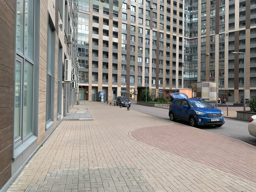 Квартира Видовая квартира с качелью на балконе у метро Просвещения — Санкт-Петербург