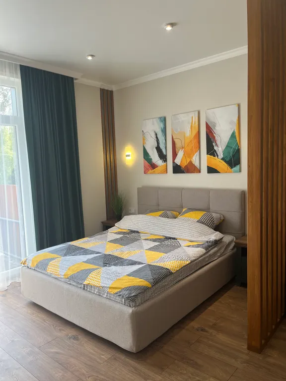 Современные апартаменты с террасой