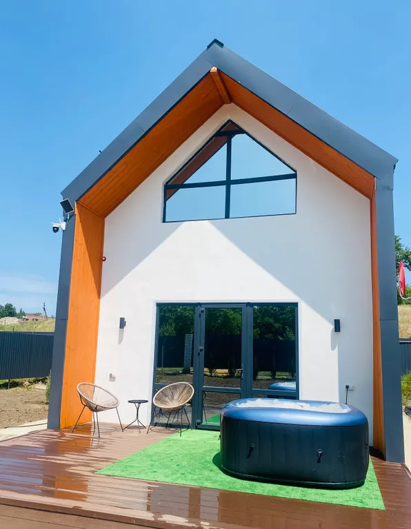 Коттедж Загородный дом в черте города с озером — аренда посуточно в Волгоград