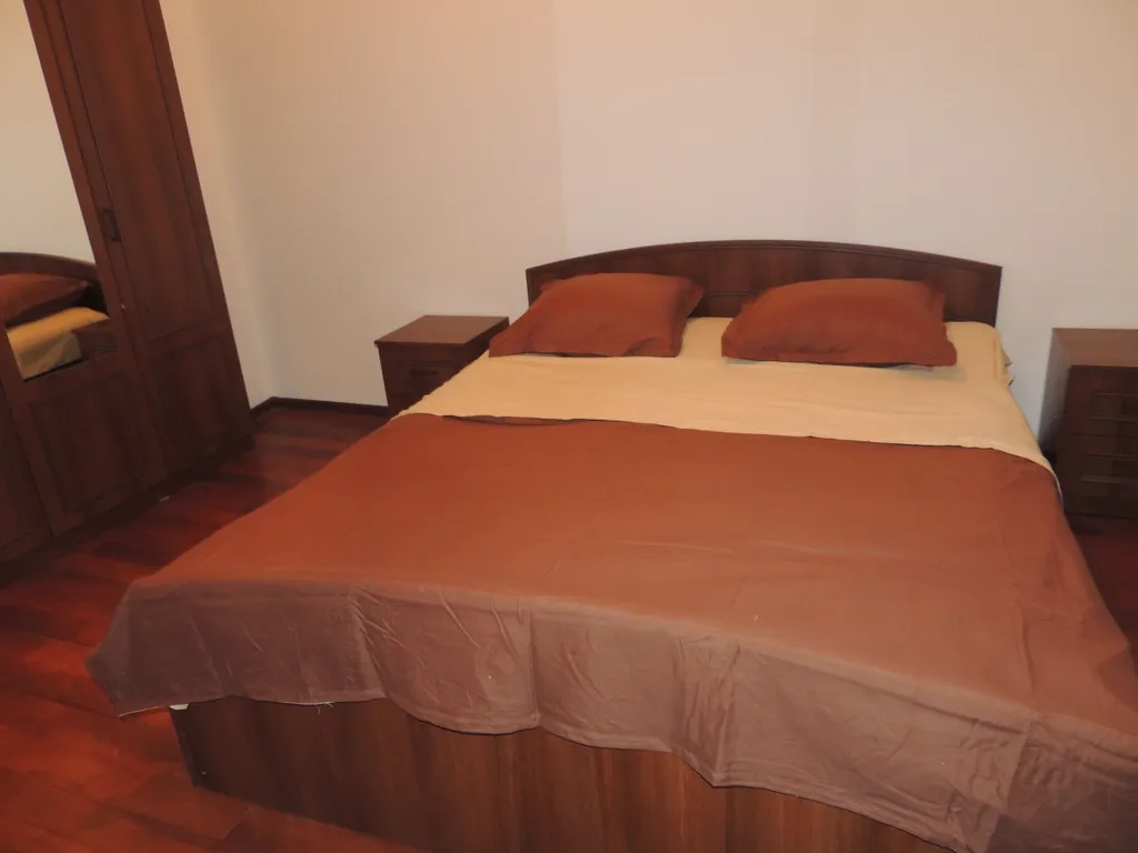 4-комнатная Квартира