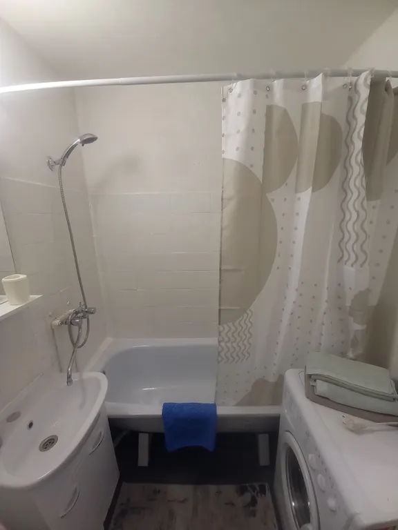 Квартира со всем необходимым. Рядом с республиканской больницей .