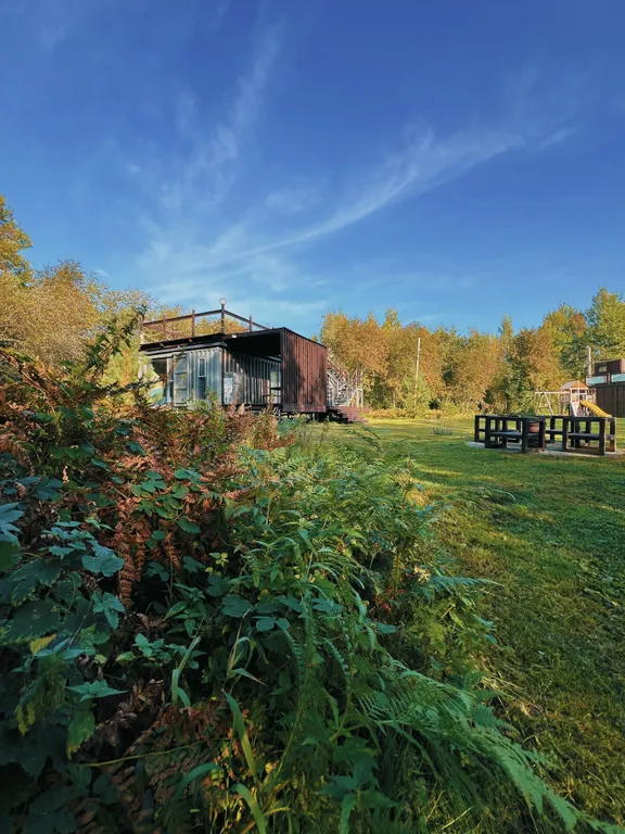 Коттедж Семейный коттедж на берегу реки Лава — Ручьи