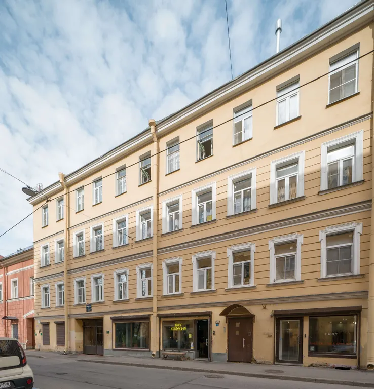 Классическая квартира на Петроградской