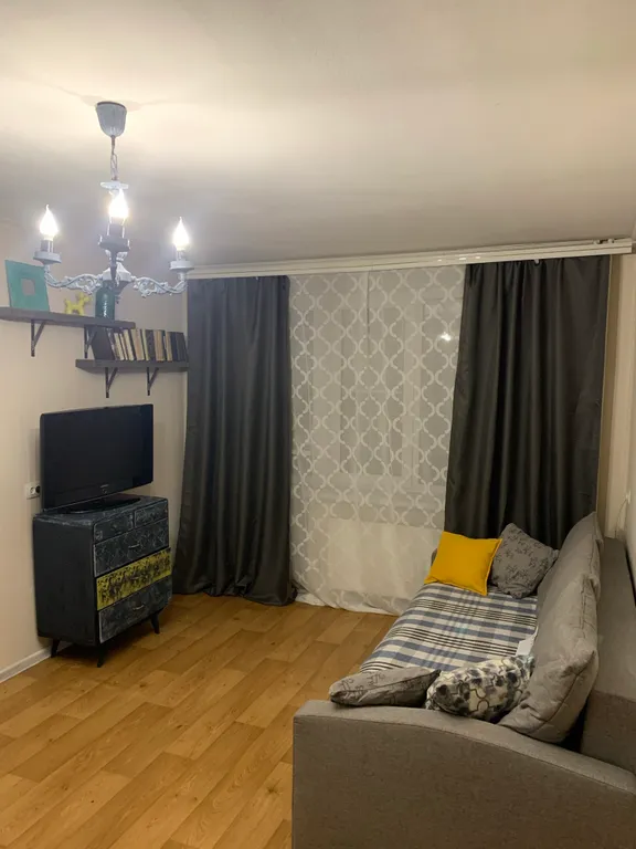 Квартира рядом с ТЦ Ребус