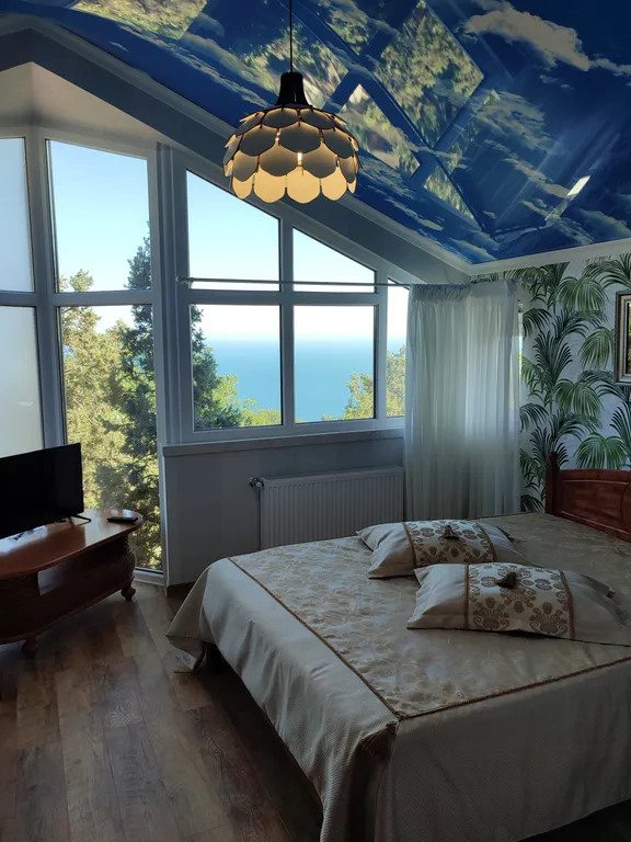 Коттедж Дом у заповедника, своя беседка с мангалом, вид на море — аренда посуточно в Гаспра