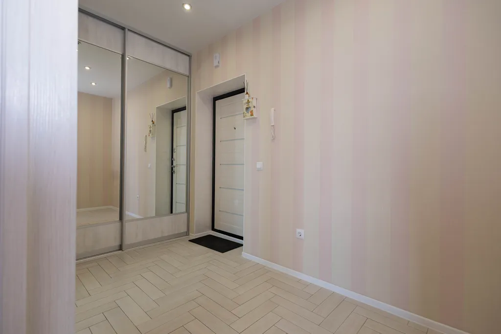 Квартира 1-комнатная Квартира — Калининград