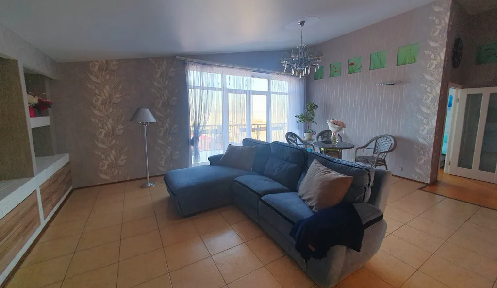 Где начинался город, с видом на море