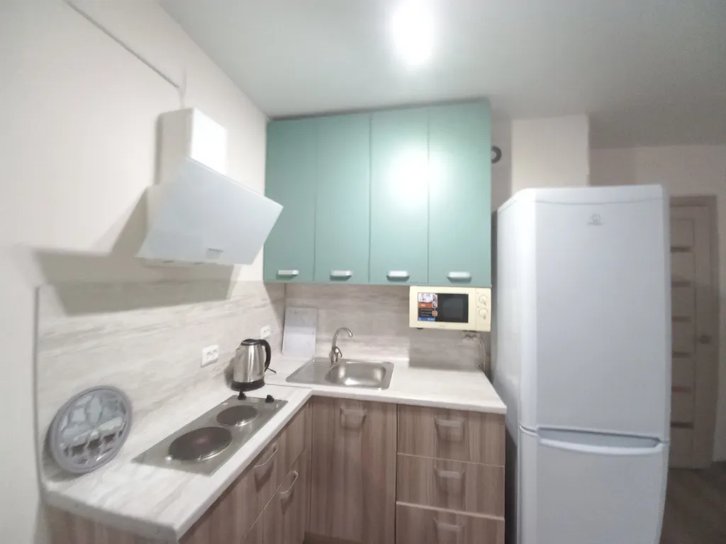 Просторная полуторка в тихом центре