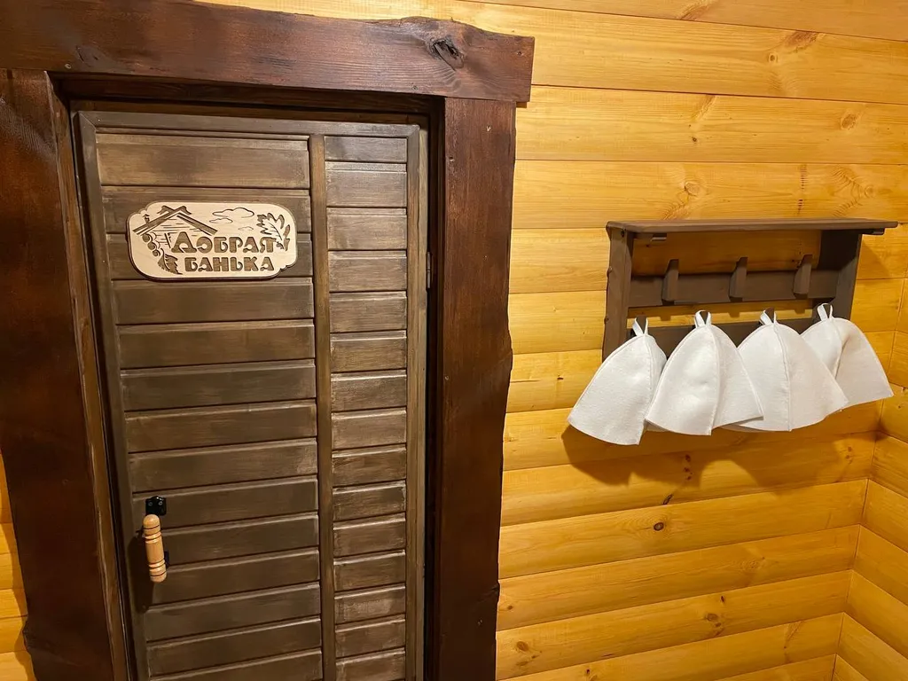 Коттедж У Реки Коттедж с баней на дровах — Таганрог