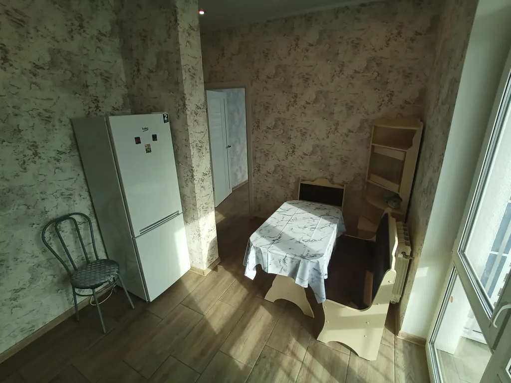 Свежая двушка в шаге от метро