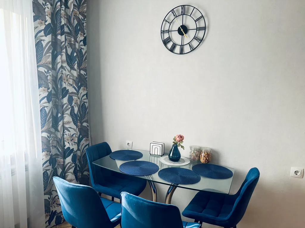 Двухкомнатная квартира в 10 минутах пешком от набережной