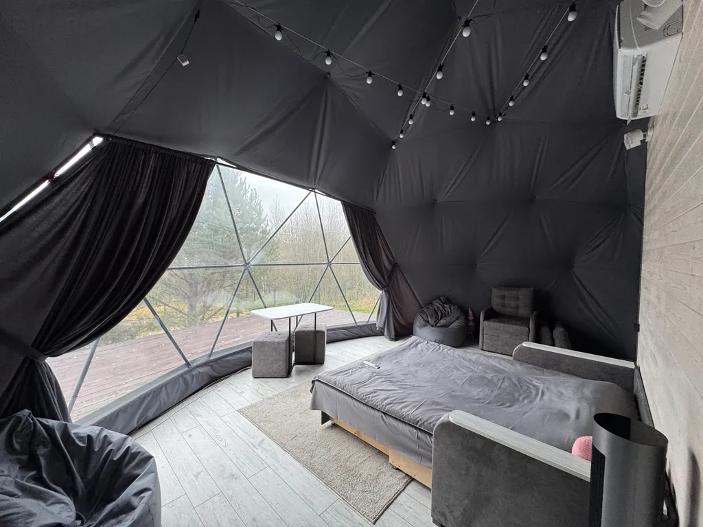 Уютный дом - сфера в 25 километрах от Минска