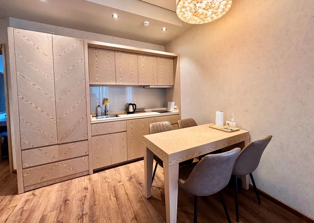 2-комнатный люкс с большой террасой | Вид на море и бассейн