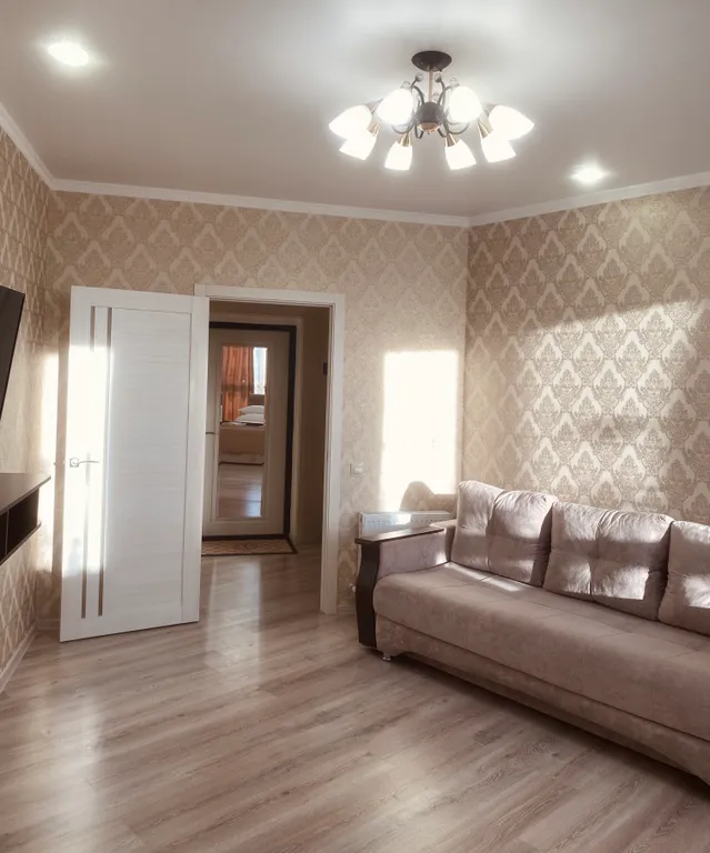 УЮТНАЯ КВАРТИРА,В ТИХОМ ЦЕНТРЕ ТУАПСЕ