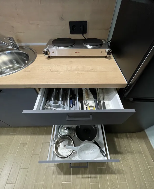 Квартира Квартира Стильная студия у моря — Геленджик