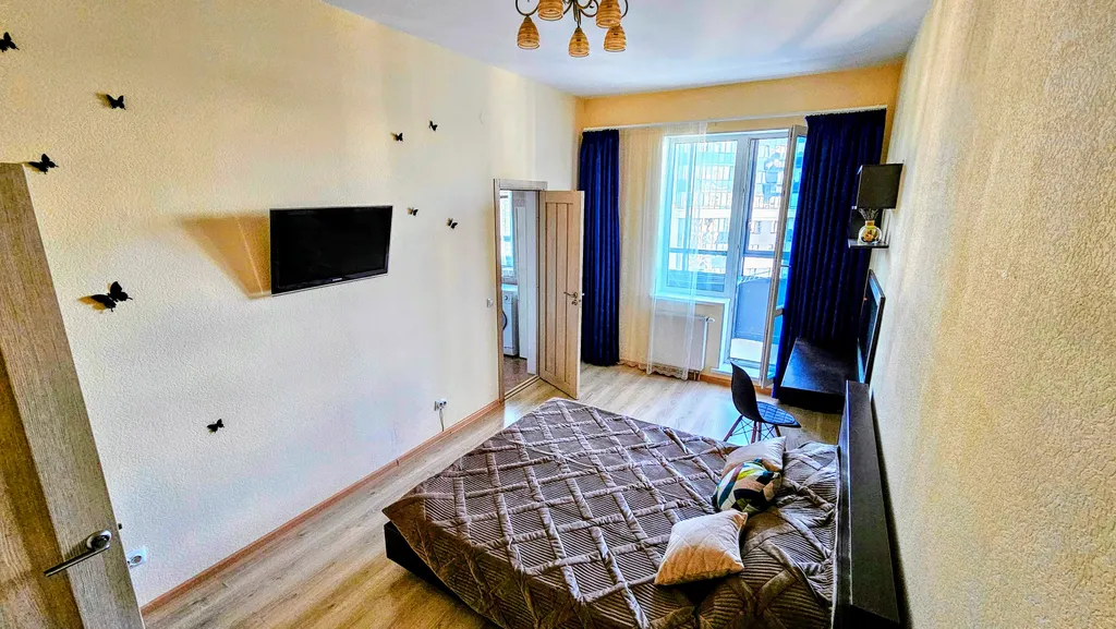 Просторная 80кв евро-трёшка с двумя сан узлами рядом с метро