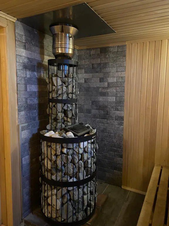 Дом с баней, джакузи и летним бассейном