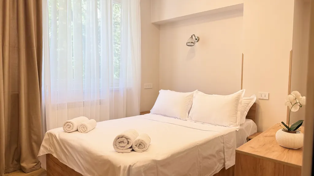 Уютная квартира с 2 спальнями в центре города рядом с Площадью