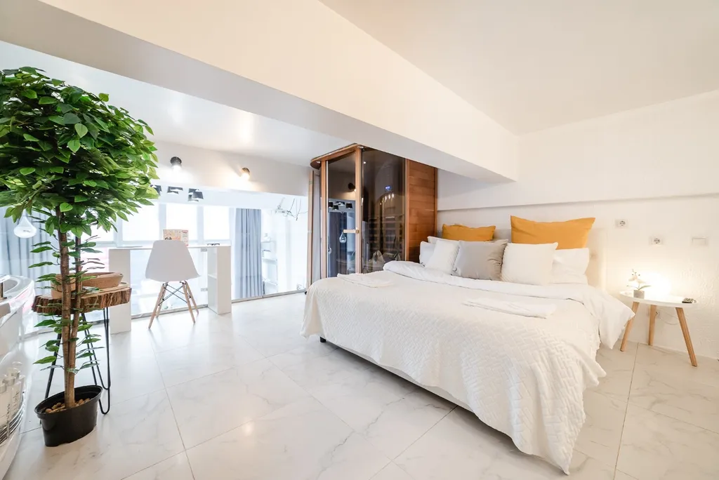 Квартира Квартира Большой двухуровневый лофт с собственной сауной и джакузи — Москва