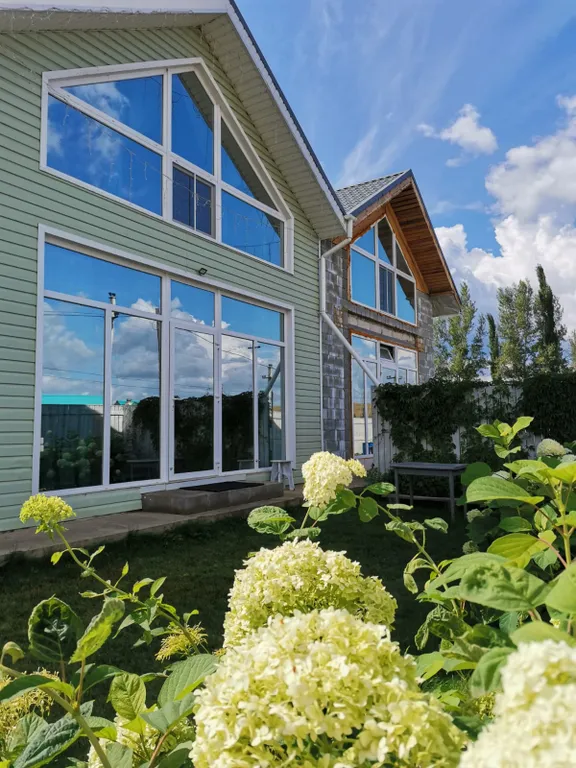 Атмосферный домик Геолог 1 с видом на горы