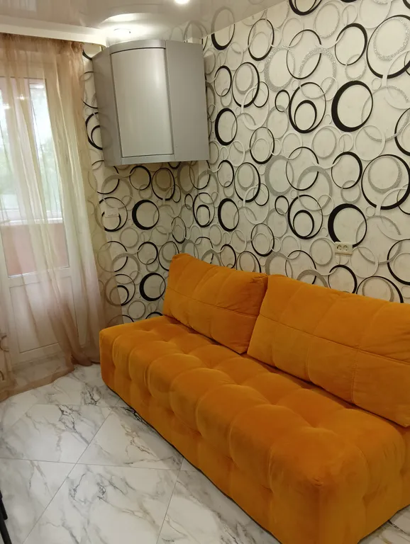 Квартира с евроремонтом у дворца игровых видов спорта