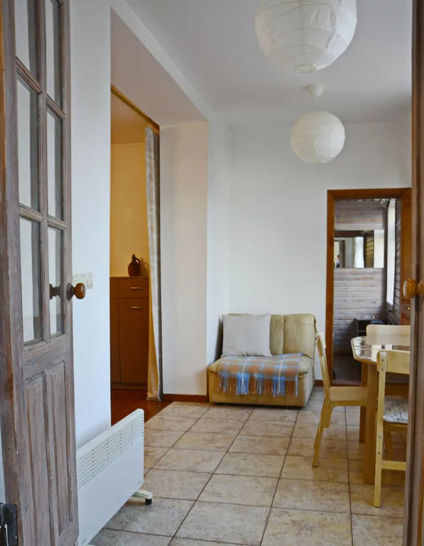 1-й этаж частного дома с садом