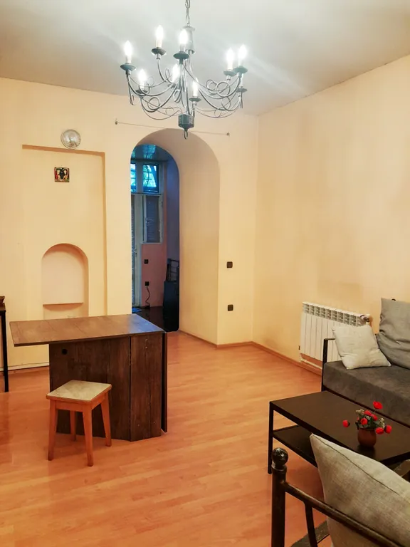 Однокомнатная квартира рядом проспект Руставели