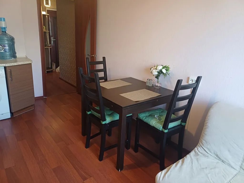 Однокомнатная квартира рядом с Ледовым Дворцом и Бассейном