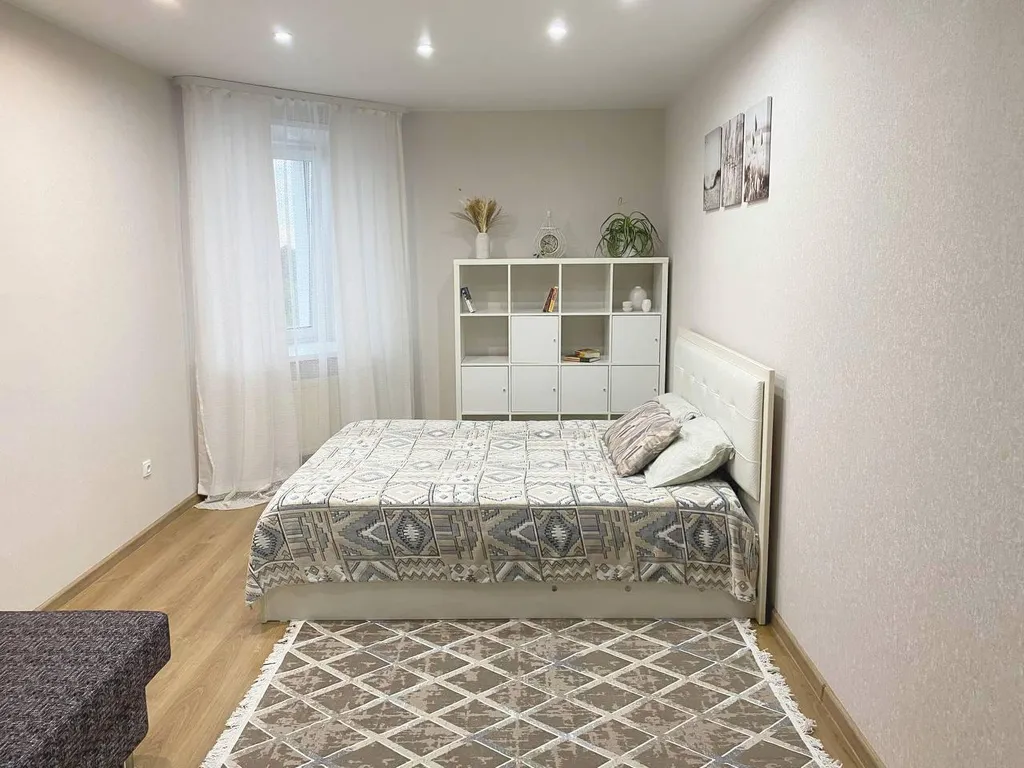 Чистая квартира у зоопарка с видом на город