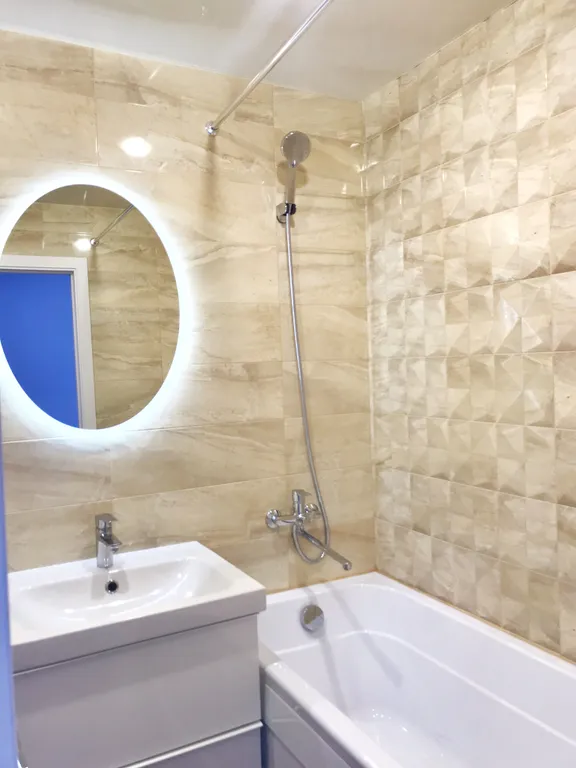 Квартира 2-комнатная Квартира — Сочи