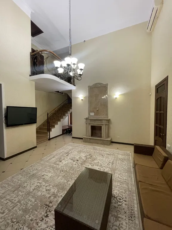 Частный дом на берегу моря с бассейном и сауной