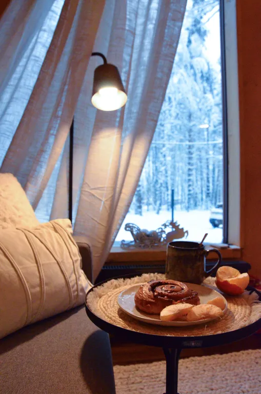 Уютный дом в сосновом лесу