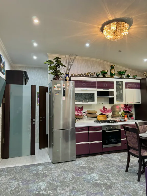 Дом в центре Адлера на набережной