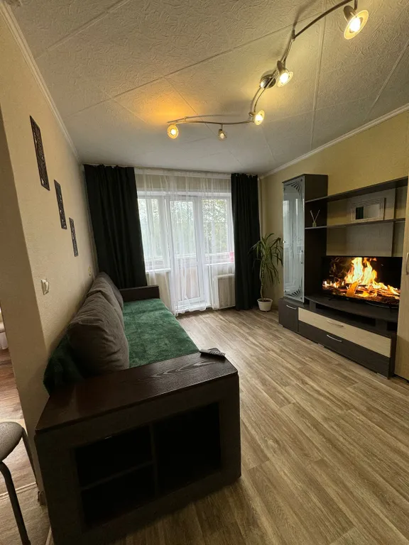 Замечательная однокомнатная квартира — аренда посуточно в Ачинск