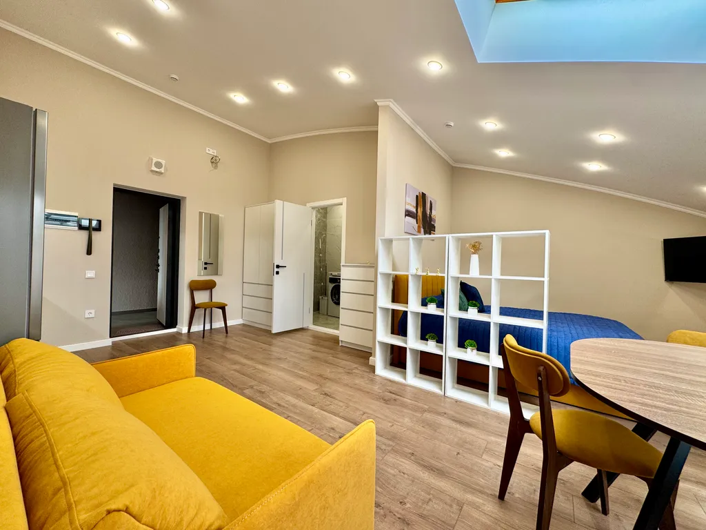 Апартамент с балконом в центре Ялты