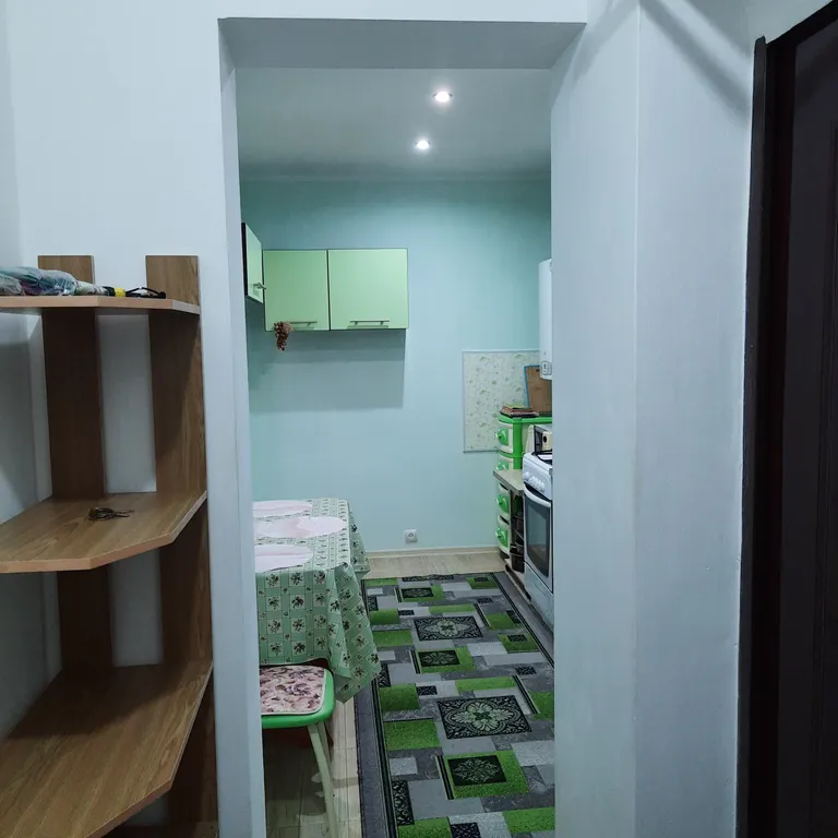 Половина двухэтажного дома у моря